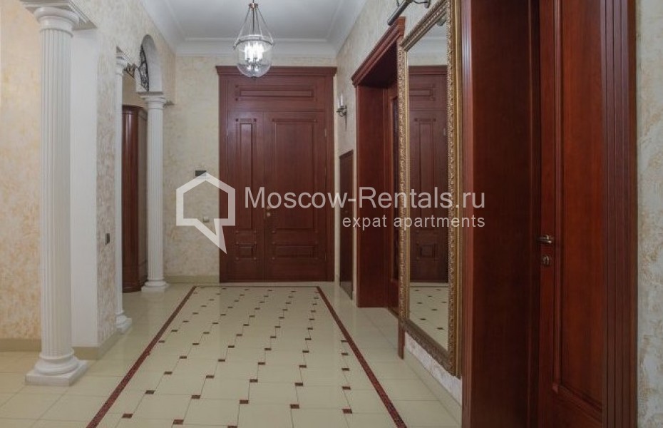 Photo #17 5-room (4 BR) apartment for <a href="http://moscow-rentals.ru/en/articles/long-term-rent" target="_blank">a long-term</a> rent
 in Russia, Moscow, Sretensky lane, 6/1С1