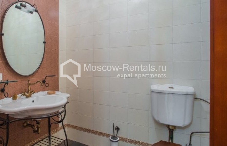 Photo #22 5-room (4 BR) apartment for <a href="http://moscow-rentals.ru/en/articles/long-term-rent" target="_blank">a long-term</a> rent
 in Russia, Moscow, Sretensky lane, 6/1С1