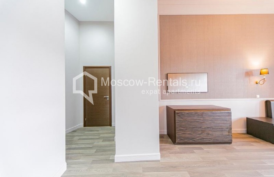 Photo #14 4-room (3 BR) apartment for <a href="http://moscow-rentals.ru/en/articles/long-term-rent" target="_blank">a long-term</a> rent
 in Russia, Moscow, Milutinskyi lane, 3
