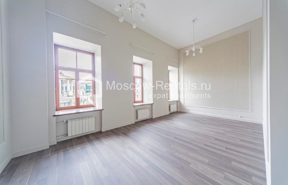 Photo #9 4-room (3 BR) apartment for <a href="http://moscow-rentals.ru/en/articles/long-term-rent" target="_blank">a long-term</a> rent
 in Russia, Moscow, Milutinskyi lane, 3