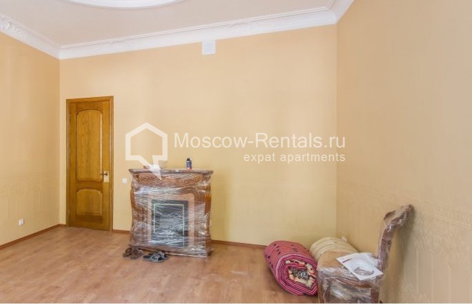 Photo #9 5-room (4 BR) apartment for <a href="http://moscow-rentals.ru/en/articles/long-term-rent" target="_blank">a long-term</a> rent
 in Russia, Moscow, Basmannay str, 25/2