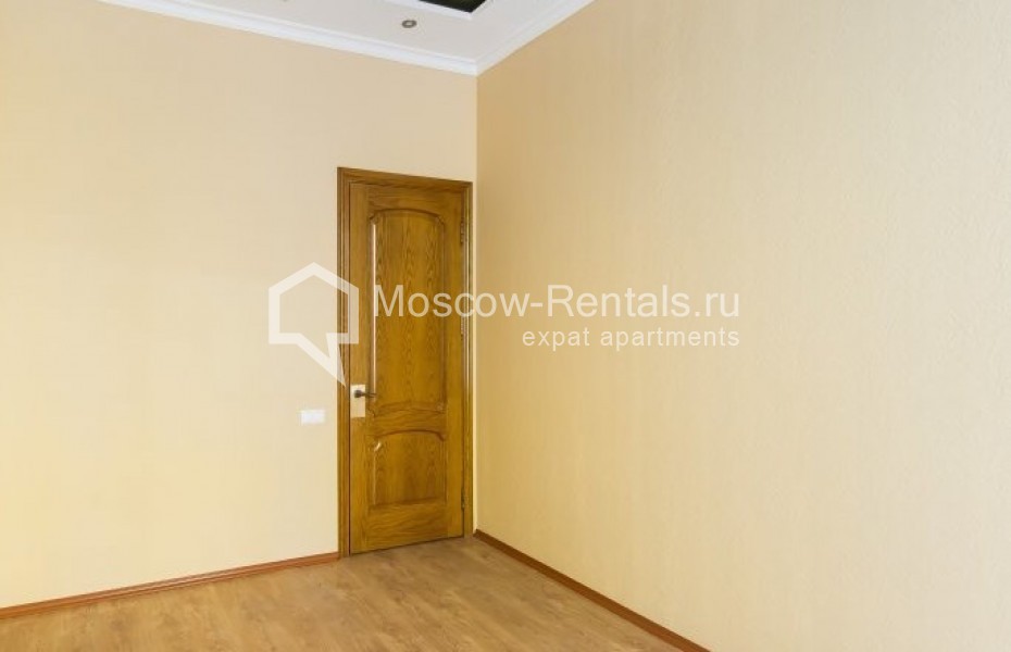 Photo #5 5-room (4 BR) apartment for <a href="http://moscow-rentals.ru/en/articles/long-term-rent" target="_blank">a long-term</a> rent
 in Russia, Moscow, Basmannay str, 25/2