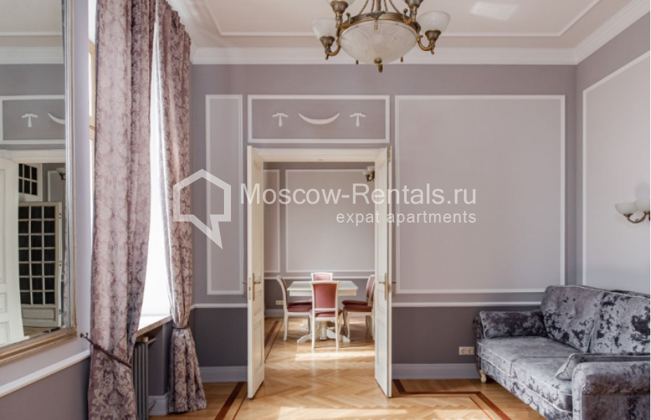 Photo #5 5-room (4 BR) apartment for <a href="http://moscow-rentals.ru/en/articles/long-term-rent" target="_blank">a long-term</a> rent
 in Russia, Moscow, Kamergerskyi lane, 5/7