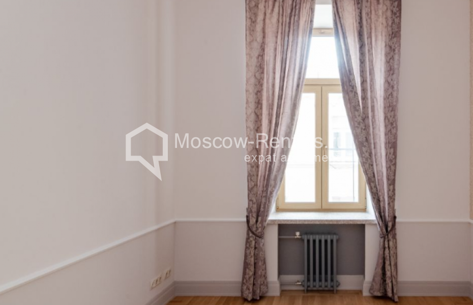 Photo #13 5-room (4 BR) apartment for <a href="http://moscow-rentals.ru/en/articles/long-term-rent" target="_blank">a long-term</a> rent
 in Russia, Moscow, Kamergerskyi lane, 5/7