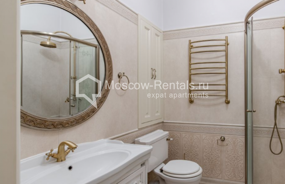 Photo #19 5-room (4 BR) apartment for <a href="http://moscow-rentals.ru/en/articles/long-term-rent" target="_blank">a long-term</a> rent
 in Russia, Moscow, Kamergerskyi lane, 5/7
