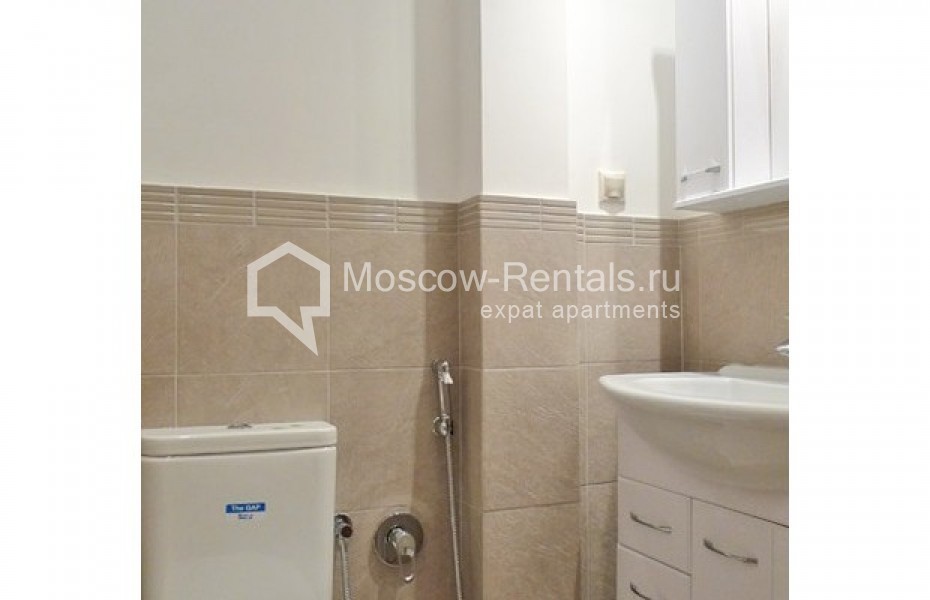 Photo #6 4-room (3 BR) apartment for <a href="http://moscow-rentals.ru/en/articles/long-term-rent" target="_blank">a long-term</a> rent
 in Russia, Moscow, Ostozhenka str, 7