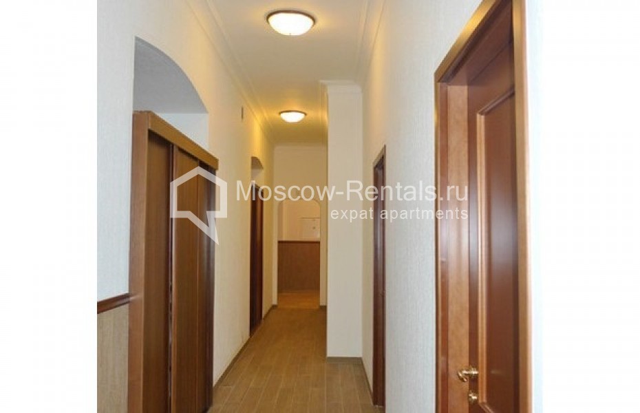 Photo #2 4-room (3 BR) apartment for <a href="http://moscow-rentals.ru/en/articles/long-term-rent" target="_blank">a long-term</a> rent
 in Russia, Moscow, Ostozhenka str, 7