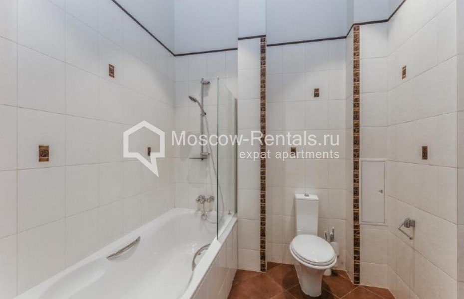 Photo #14 4-room (3 BR) apartment for <a href="http://moscow-rentals.ru/en/articles/long-term-rent" target="_blank">a long-term</a> rent
 in Russia, Moscow, Petrovka str, 17