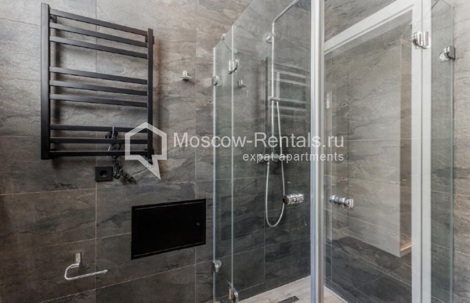 Photo #13 4-room (3 BR) apartment for <a href="http://moscow-rentals.ru/en/articles/long-term-rent" target="_blank">a long-term</a> rent
 in Russia, Moscow, Petrovka str, 17