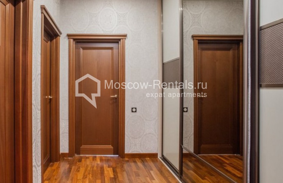 Photo #15 4-room (3 BR) apartment for <a href="http://moscow-rentals.ru/en/articles/long-term-rent" target="_blank">a long-term</a> rent
 in Russia, Moscow, Tsvetnoi blv, 2