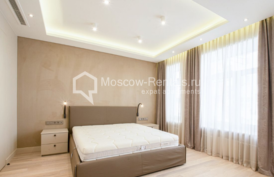 Photo #6 3-room (2 BR) apartment for <a href="http://moscow-rentals.ru/en/articles/long-term-rent" target="_blank">a long-term</a> rent
 in Russia, Moscow, Tverskaya str, 6С5