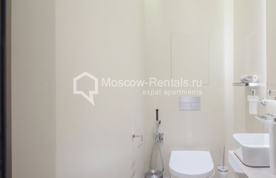 Photo #13 3-room (2 BR) apartment for <a href="http://moscow-rentals.ru/en/articles/long-term-rent" target="_blank">a long-term</a> rent
 in Russia, Moscow, Tverskaya str, 6С5