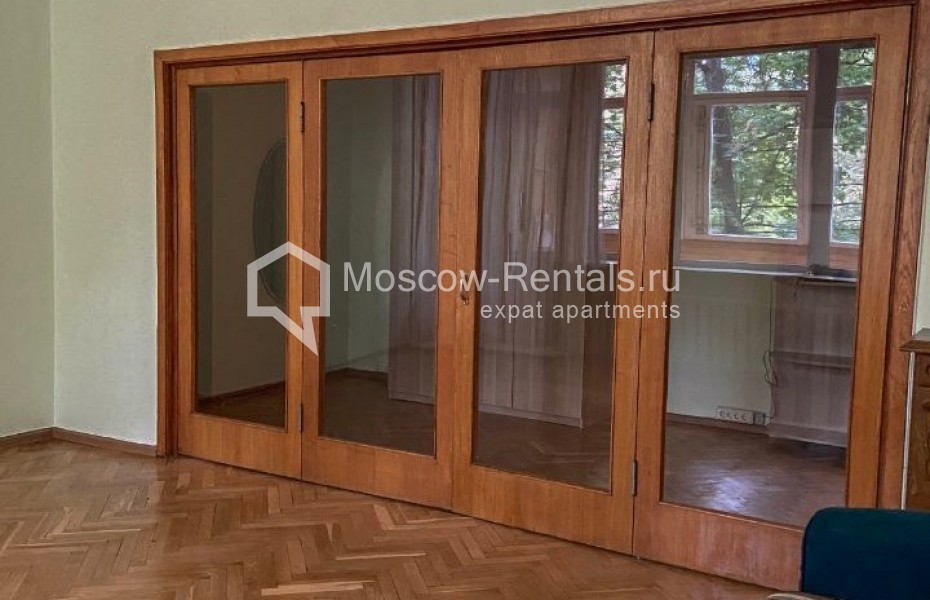 Photo #6 3-room (2 BR) apartment for <a href="http://moscow-rentals.ru/en/articles/long-term-rent" target="_blank">a long-term</a> rent
 in Russia, Moscow, Zoologicheskyi lane, 8