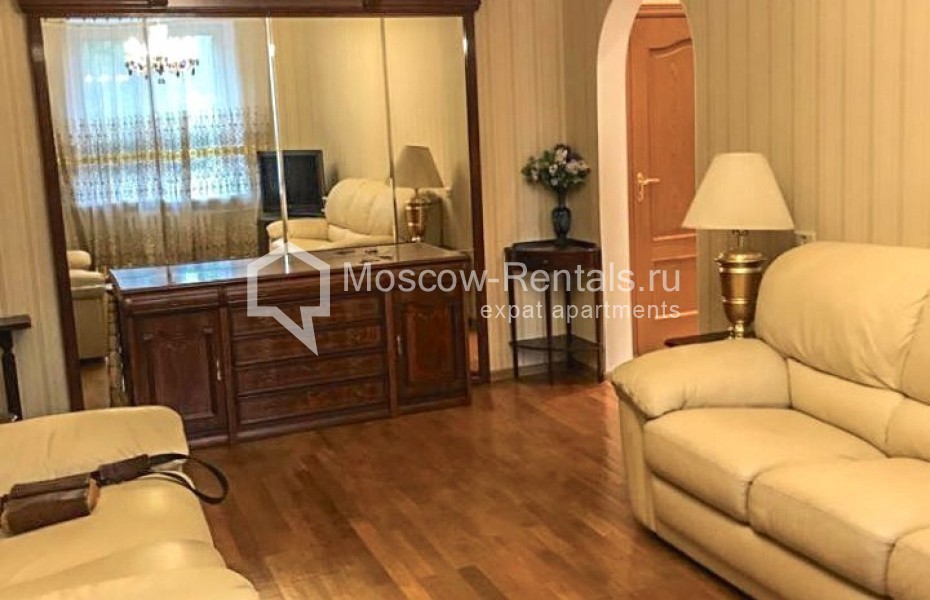 Photo #2 3-room (2 BR) apartment for <a href="http://moscow-rentals.ru/en/articles/long-term-rent" target="_blank">a long-term</a> rent
 in Russia, Moscow, 2nd Lesnoi lane, 4/6К1
