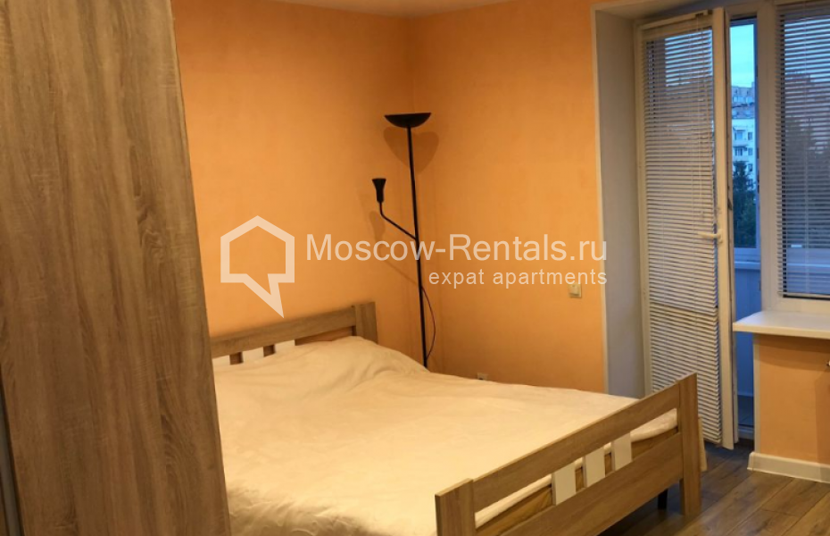 Photo #6 2-room (1 BR) apartment for <a href="http://moscow-rentals.ru/en/articles/long-term-rent" target="_blank">a long-term</a> rent
 in Russia, Moscow, B. Kondratievskyi lane, 10С1