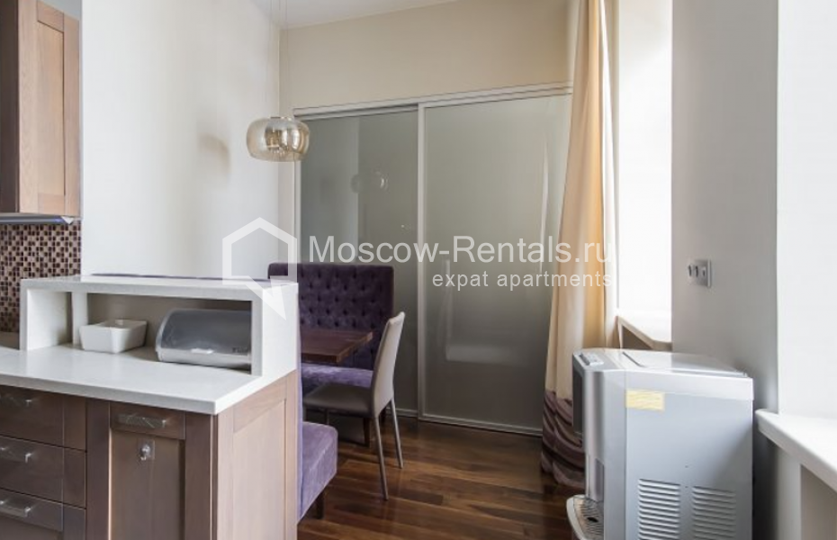 Photo #6 4-room (3 BR) apartment for <a href="http://moscow-rentals.ru/en/articles/long-term-rent" target="_blank">a long-term</a> rent
 in Russia, Moscow, Nikitskyi blv, 12