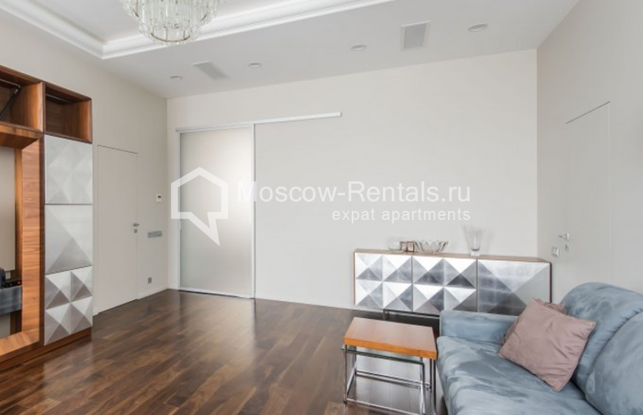 Photo #2 4-room (3 BR) apartment for <a href="http://moscow-rentals.ru/en/articles/long-term-rent" target="_blank">a long-term</a> rent
 in Russia, Moscow, Nikitskyi blv, 12