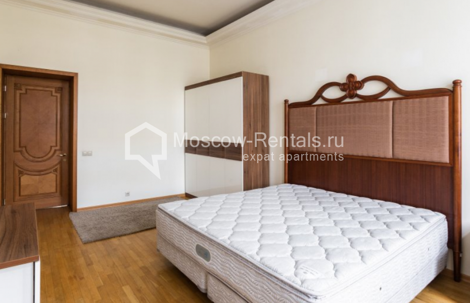 Photo #6 5-room (4 BR) apartment for <a href="http://moscow-rentals.ru/en/articles/long-term-rent" target="_blank">a long-term</a> rent
 in Russia, Moscow, Maly Kakovinsky lane, 1/8 bld 1