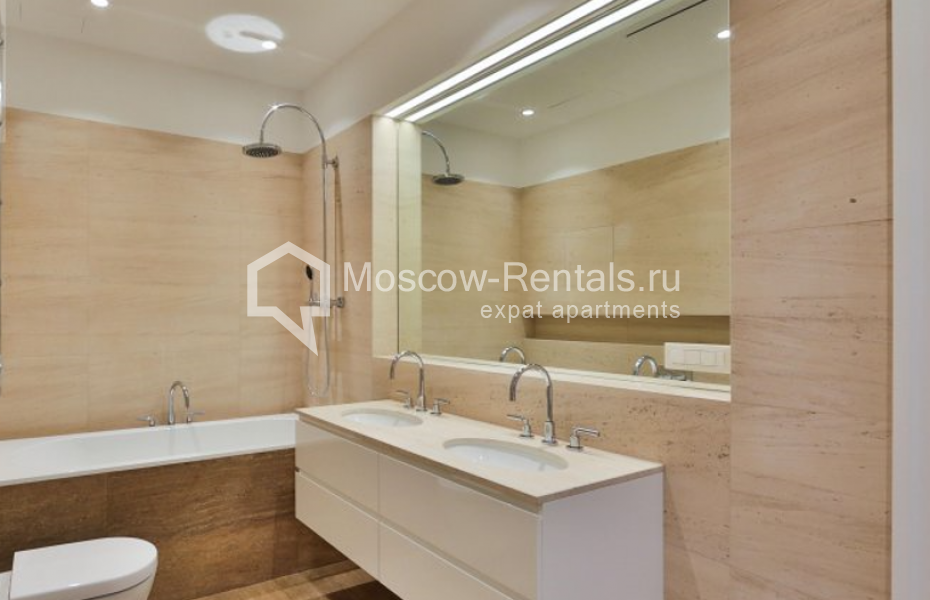 Photo #5 2-room (1 BR) apartment for <a href="http://moscow-rentals.ru/en/articles/long-term-rent" target="_blank">a long-term</a> rent
 in Russia, Moscow, Nikolskaya str, 10/2С2б