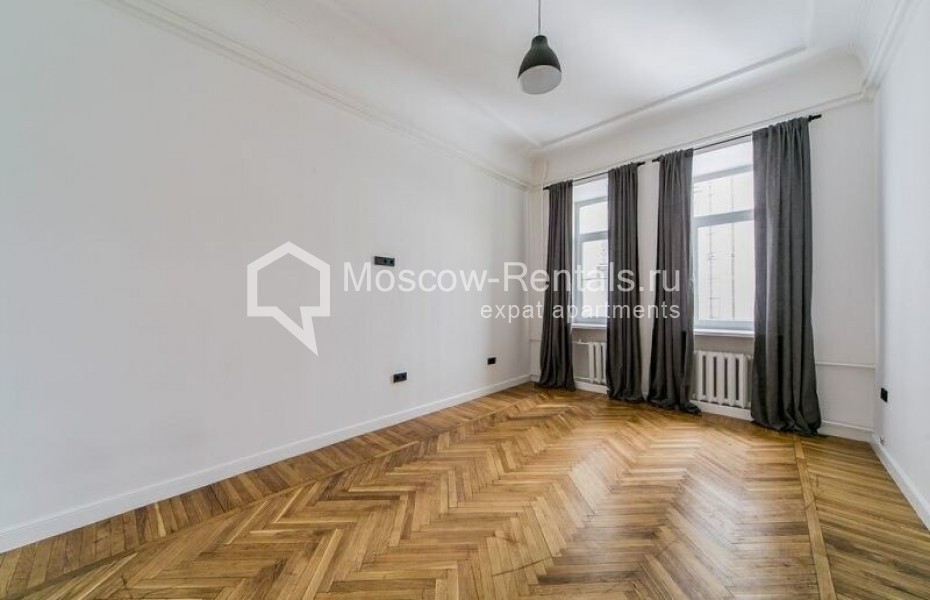 Photo #7 6-room (5 BR) apartment for <a href="http://moscow-rentals.ru/en/articles/long-term-rent" target="_blank">a long-term</a> rent
 in Russia, Moscow, Sadovo-Kudrinskaya str, 23С1