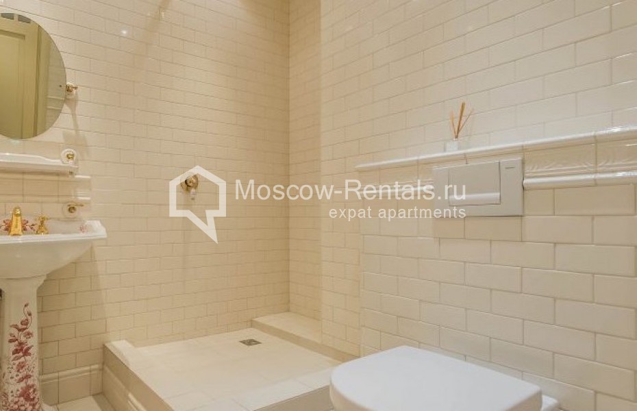 Photo #13 3-room (2 BR) apartment for <a href="http://moscow-rentals.ru/en/articles/long-term-rent" target="_blank">a long-term</a> rent
 in Russia, Moscow, B. Gruzinskaya str, 37С2