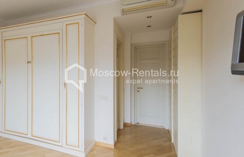 Photo #10 3-room (2 BR) apartment for <a href="http://moscow-rentals.ru/en/articles/long-term-rent" target="_blank">a long-term</a> rent
 in Russia, Moscow, B. Gruzinskaya str, 37С2