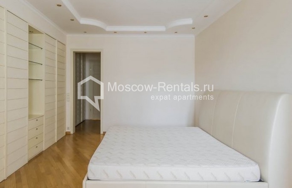 Photo #8 3-room (2 BR) apartment for <a href="http://moscow-rentals.ru/en/articles/long-term-rent" target="_blank">a long-term</a> rent
 in Russia, Moscow, B. Gruzinskaya str, 37С2