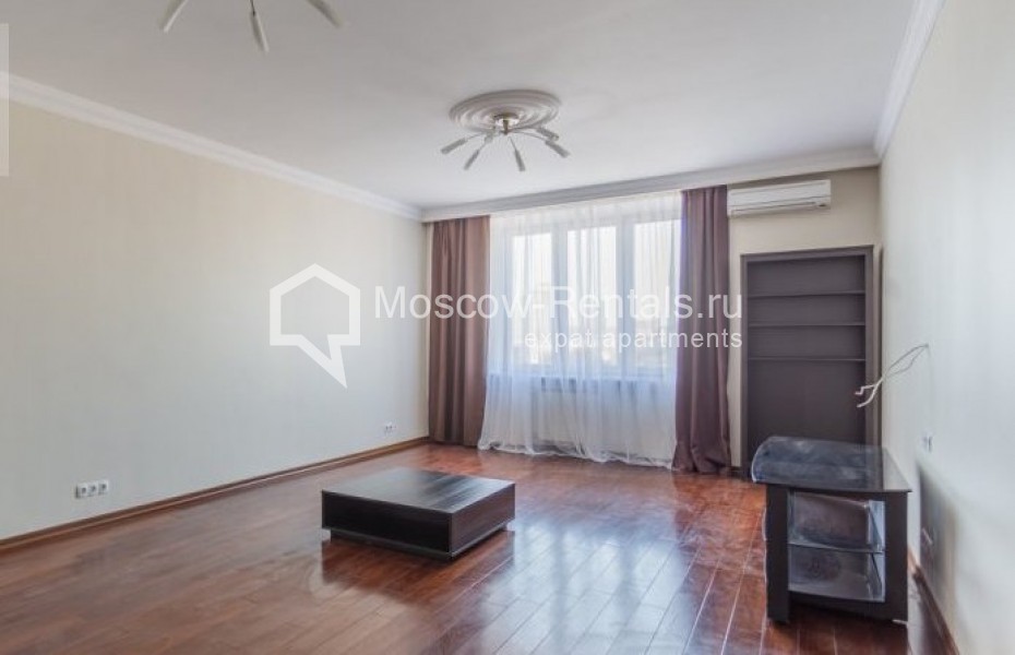 Photo #1 3-room (2 BR) apartment for <a href="http://moscow-rentals.ru/en/articles/long-term-rent" target="_blank">a long-term</a> rent
 in Russia, Moscow, Lesnaya str, 4С1