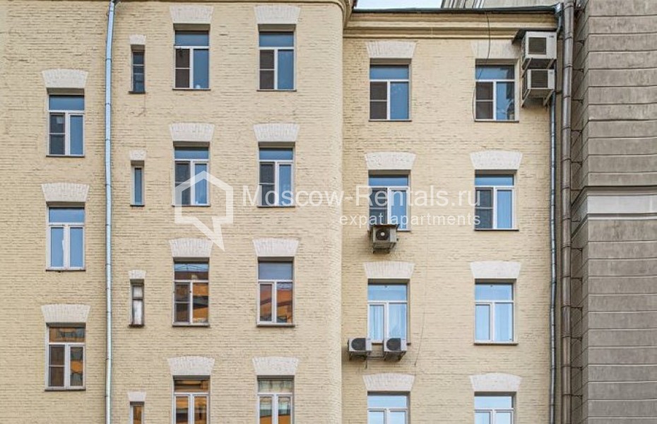 Photo #12 3-room (2 BR) apartment for <a href="http://moscow-rentals.ru/en/articles/long-term-rent" target="_blank">a long-term</a> rent
 in Russia, Moscow, Smolenskyi blv, 15