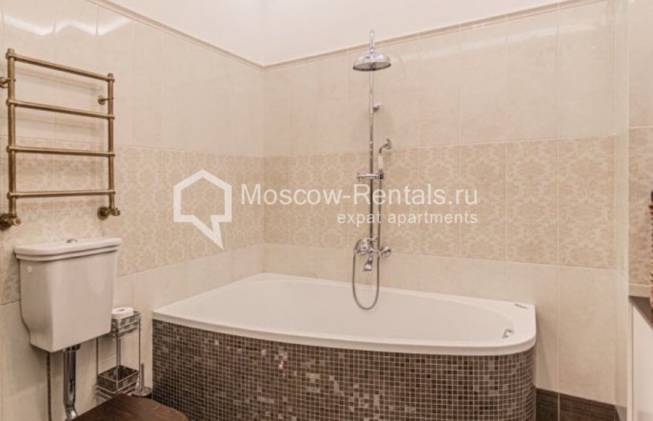 Photo #14 3-room (2 BR) apartment for <a href="http://moscow-rentals.ru/en/articles/long-term-rent" target="_blank">a long-term</a> rent
 in Russia, Moscow, Smolenskyi blv, 15