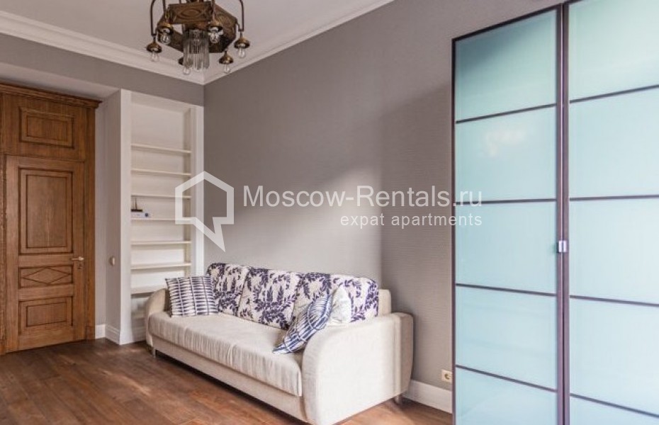 Photo #11 3-room (2 BR) apartment for <a href="http://moscow-rentals.ru/en/articles/long-term-rent" target="_blank">a long-term</a> rent
 in Russia, Moscow, Smolenskyi blv, 15