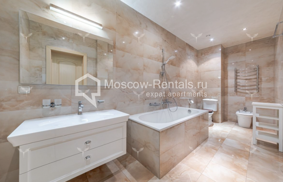 Photo #9 3-room (2 BR) apartment for <a href="http://moscow-rentals.ru/en/articles/long-term-rent" target="_blank">a long-term</a> rent
 in Russia, Moscow, 3rd Tverskaya-Yamskaya str, 25