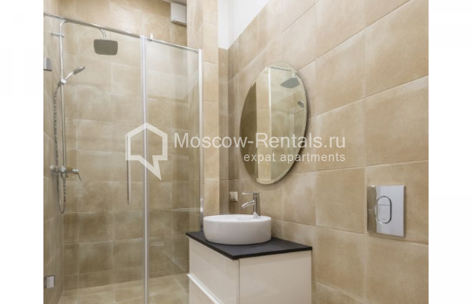 Photo #10 2-room (1 BR) apartment for <a href="http://moscow-rentals.ru/en/articles/long-term-rent" target="_blank">a long-term</a> rent
 in Russia, Moscow, Daev lane, 2с2