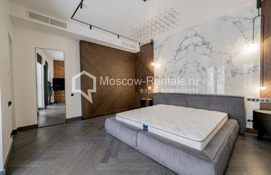 Photo #19 4-room (3 BR) apartment for <a href="http://moscow-rentals.ru/en/articles/long-term-rent" target="_blank">a long-term</a> rent
 in Russia, Moscow, Trubnikovskyi lane, 11