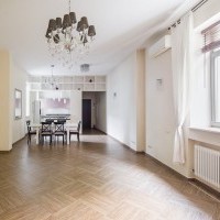 Photo #1 4-room (3 BR) apartment for <a href="http://moscow-rentals.ru/en/articles/long-term-rent" target="_blank">a long-term</a> rent
 in Russia, Moscow, Leontievskyi lane, 11