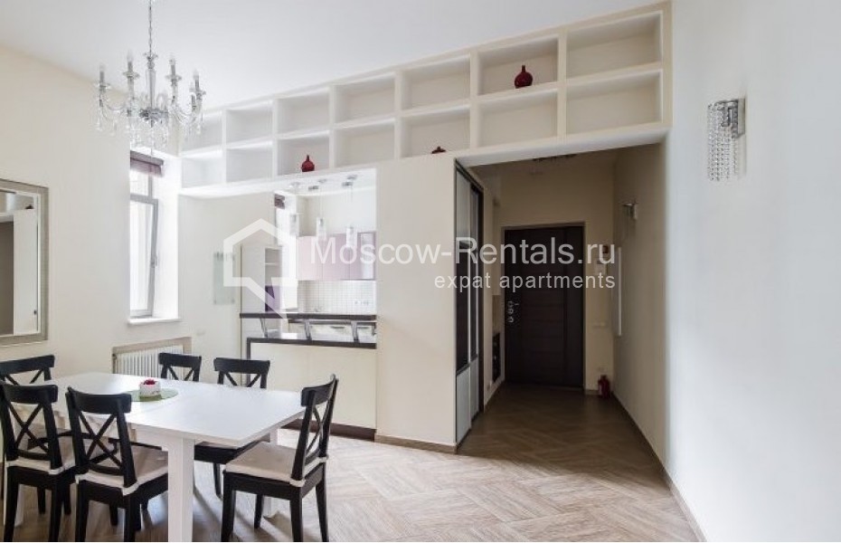Photo #2 4-room (3 BR) apartment for <a href="http://moscow-rentals.ru/en/articles/long-term-rent" target="_blank">a long-term</a> rent
 in Russia, Moscow, Leontievskyi lane, 11