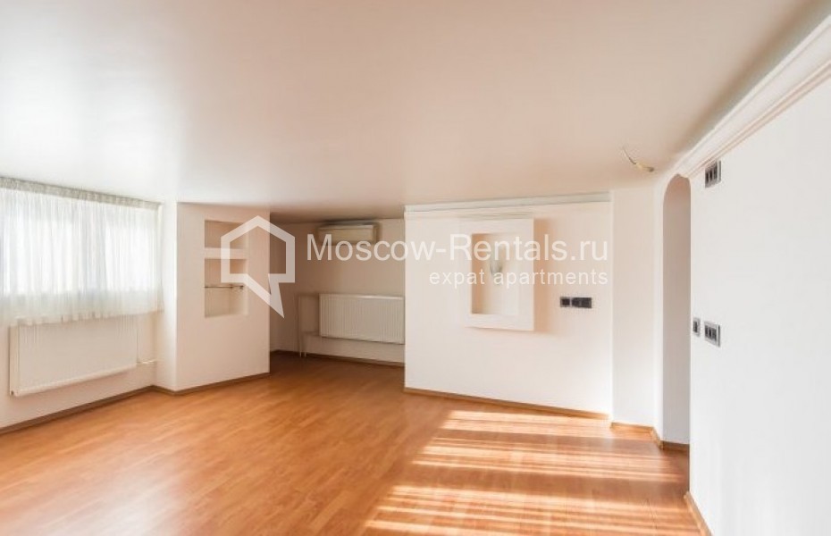 Photo #11 5-room (4 BR) apartment for <a href="http://moscow-rentals.ru/en/articles/long-term-rent" target="_blank">a long-term</a> rent
 in Russia, Moscow, Krasnaya Presnya str, 21
