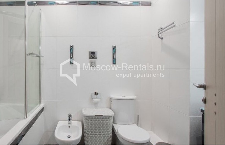 Photo #13 3-room (2 BR) apartment for <a href="http://moscow-rentals.ru/en/articles/long-term-rent" target="_blank">a long-term</a> rent
 in Russia, Moscow, B. Yakimanka str, 22К3
