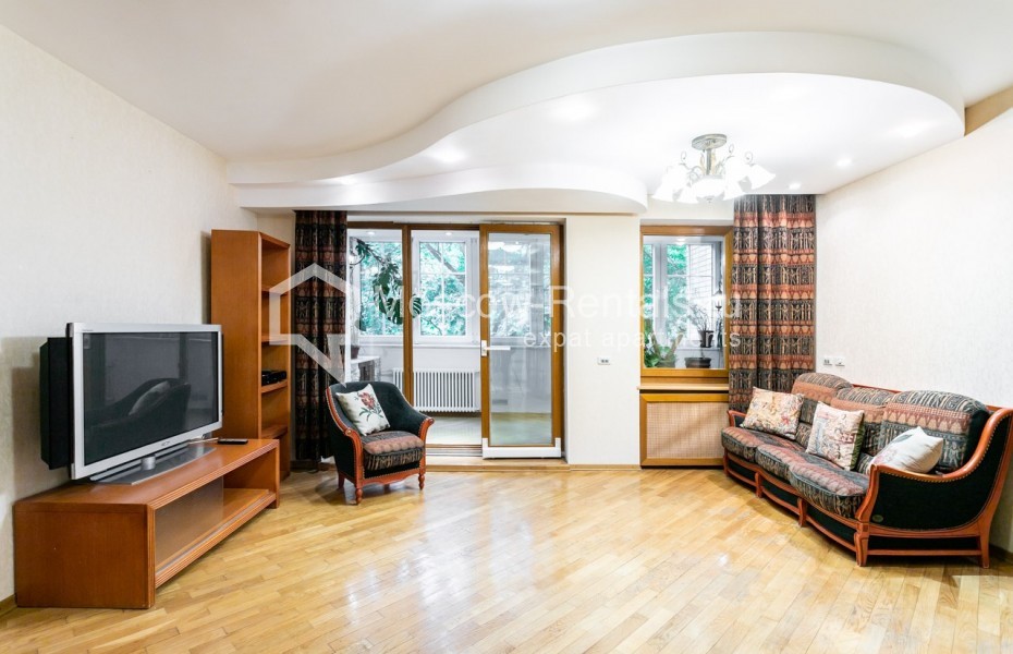 Photo #1 3-room (2 BR) apartment for <a href="http://moscow-rentals.ru/en/articles/long-term-rent" target="_blank">a long-term</a> rent
 in Russia, Moscow, M. Vlasievskyi lane, 3К1