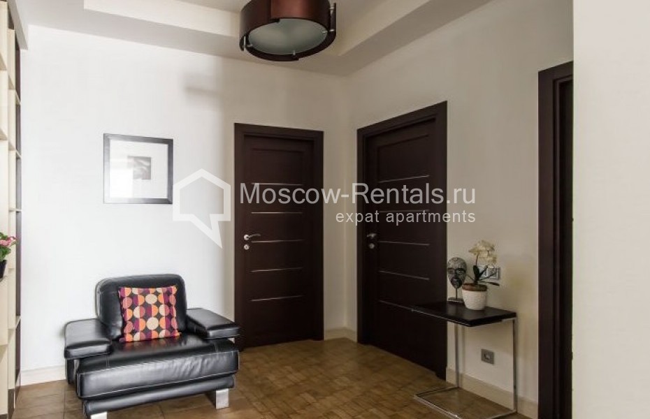 Photo #9 3-room (2 BR) apartment for <a href="http://moscow-rentals.ru/en/articles/long-term-rent" target="_blank">a long-term</a> rent
 in Russia, Moscow, Shabolovka str, 10К1