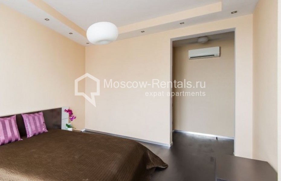 Photo #5 3-room (2 BR) apartment for <a href="http://moscow-rentals.ru/en/articles/long-term-rent" target="_blank">a long-term</a> rent
 in Russia, Moscow, Shabolovka str, 10К1