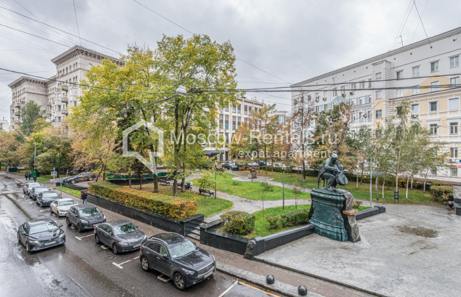 Photo #15 4-room (3 BR) apartment for <a href="http://moscow-rentals.ru/en/articles/long-term-rent" target="_blank">a long-term</a> rent
 in Russia, Moscow, Brusov lane, 6