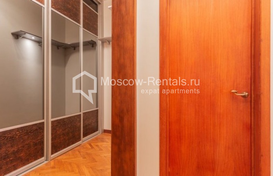 Photo #11 4-room (3 BR) apartment for <a href="http://moscow-rentals.ru/en/articles/long-term-rent" target="_blank">a long-term</a> rent
 in Russia, Moscow, Plotnikov lane, 13