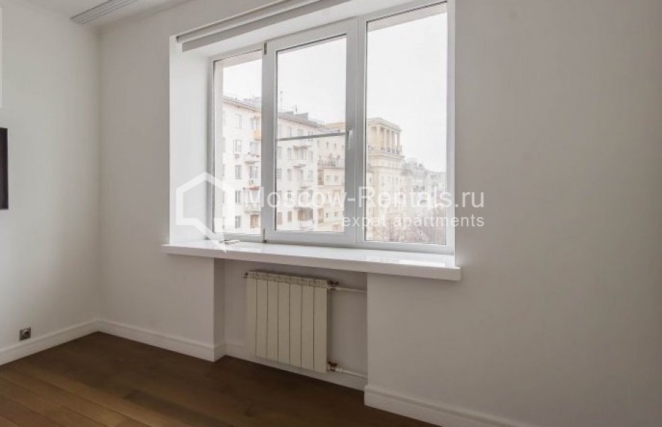 Photo #10 5-room (4 BR) apartment for <a href="http://moscow-rentals.ru/en/articles/long-term-rent" target="_blank">a long-term</a> rent
 in Russia, Moscow, B. Patriarshi lane, 8