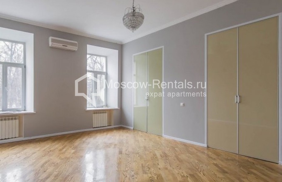 Photo #4 5-room (4 BR) apartment for <a href="http://moscow-rentals.ru/en/articles/long-term-rent" target="_blank">a long-term</a> rent
 in Russia, Moscow, M. Bronnaya str, 31/13С3