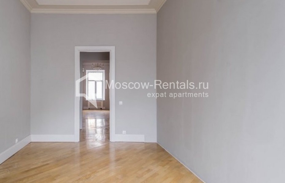 Photo #9 5-room (4 BR) apartment for <a href="http://moscow-rentals.ru/en/articles/long-term-rent" target="_blank">a long-term</a> rent
 in Russia, Moscow, M. Bronnaya str, 31/13С3
