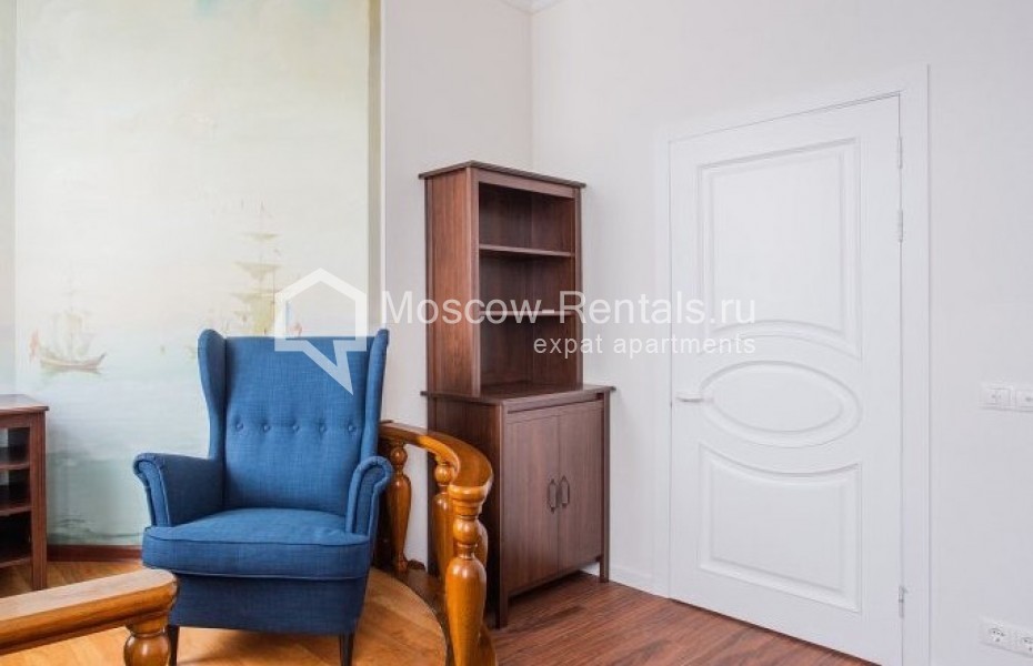 Photo #6 4-room (3 BR) apartment for <a href="http://moscow-rentals.ru/en/articles/long-term-rent" target="_blank">a long-term</a> rent
 in Russia, Moscow, Myasnitskaya str, 17С2