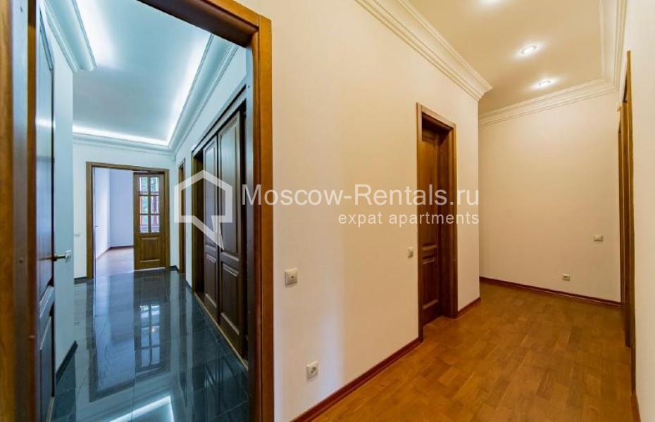 Photo #21 4-room (3 BR) apartment for <a href="http://moscow-rentals.ru/en/articles/long-term-rent" target="_blank">a long-term</a> rent
 in Russia, Moscow, Gogolevskyi blv, 29