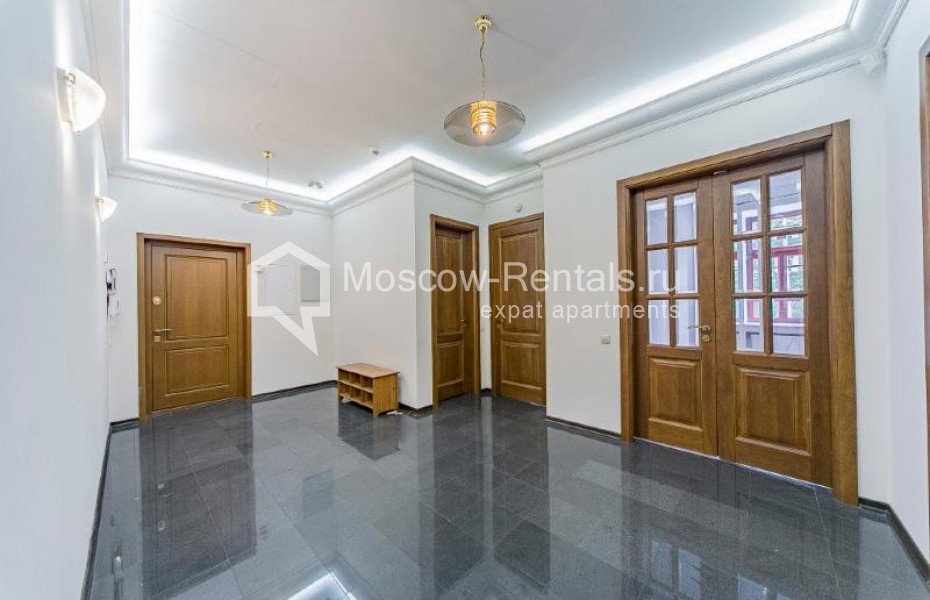 Photo #22 4-room (3 BR) apartment for <a href="http://moscow-rentals.ru/en/articles/long-term-rent" target="_blank">a long-term</a> rent
 in Russia, Moscow, Gogolevskyi blv, 29