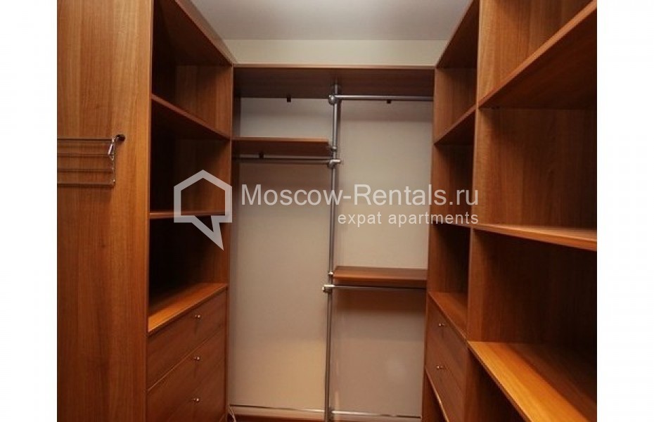 Photo #6 4-room (3 BR) apartment for <a href="http://moscow-rentals.ru/en/articles/long-term-rent" target="_blank">a long-term</a> rent
 in Russia, Moscow, Chapaevsky lane, 3
